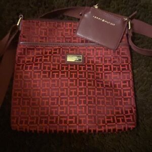 Tommy Hilfiger cross body
